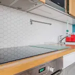 Charming With Balcony And View - 1bdr 2p - 19th Arr アパート パリ