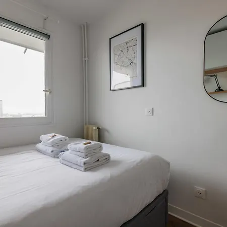 Charming With Balcony And View - 1bdr 2p - 19th Arr * باريس
