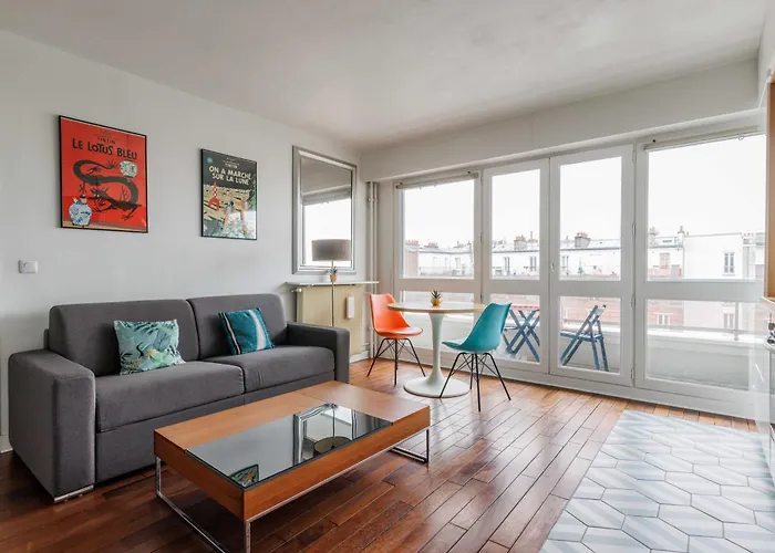 Charming With Balcony And View - 1bdr 2p - 19th Arr Apartmán *