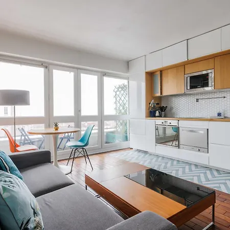 Charming With Balcony And View - 1bdr 2p - 19th Arr * Paris
