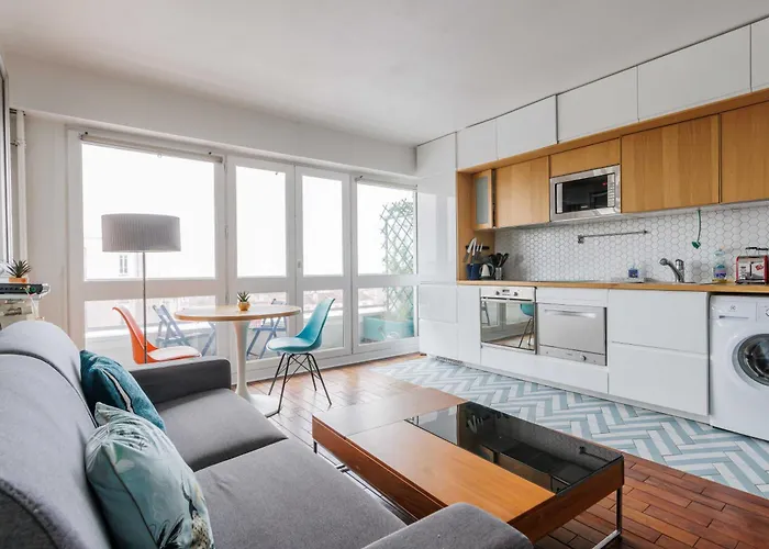 Charming With Balcony And View - 1bdr 2p - 19th Arr * Paris